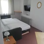 招待所 哈斯尔古特旅馆 湖滨福煦
